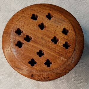 Round Box Wooden Cut-out Handmade India Crafted Artisan